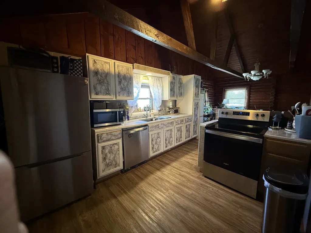 1408 Sue Ann Lane Lafayette TN 37083
