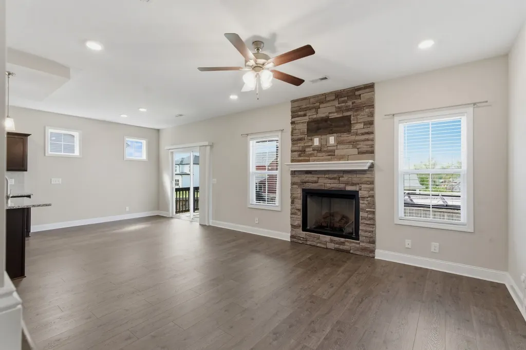 801 Marksman Court Clarksville TN 37042