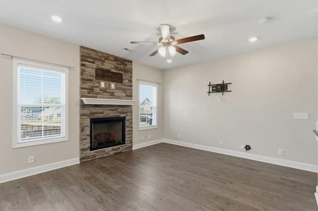 801 Marksman Court Clarksville TN 37042