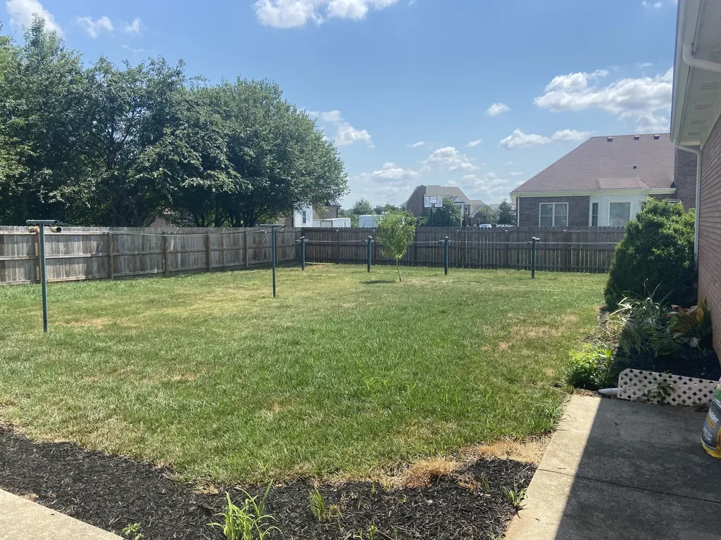 4237 Trenton Road Clarksville TN 37040