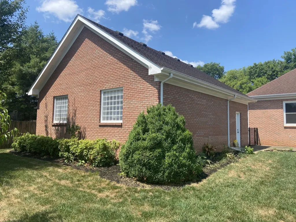 4237 Trenton Road Clarksville TN 37040