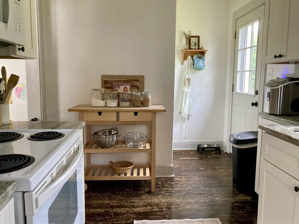 1824 Dimple Court Columbia TN 38401