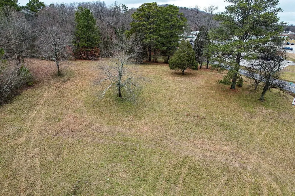 9 37th Street, NE Cleveland TN 37312