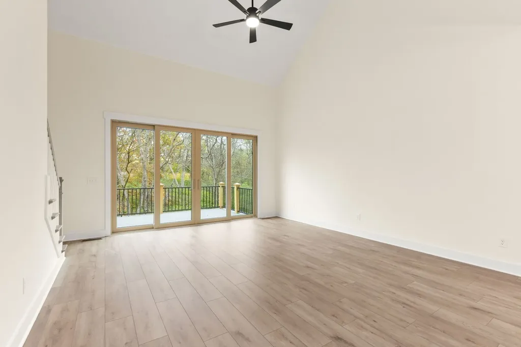 2048 Blackstone Drive Hendersonville TN 37075