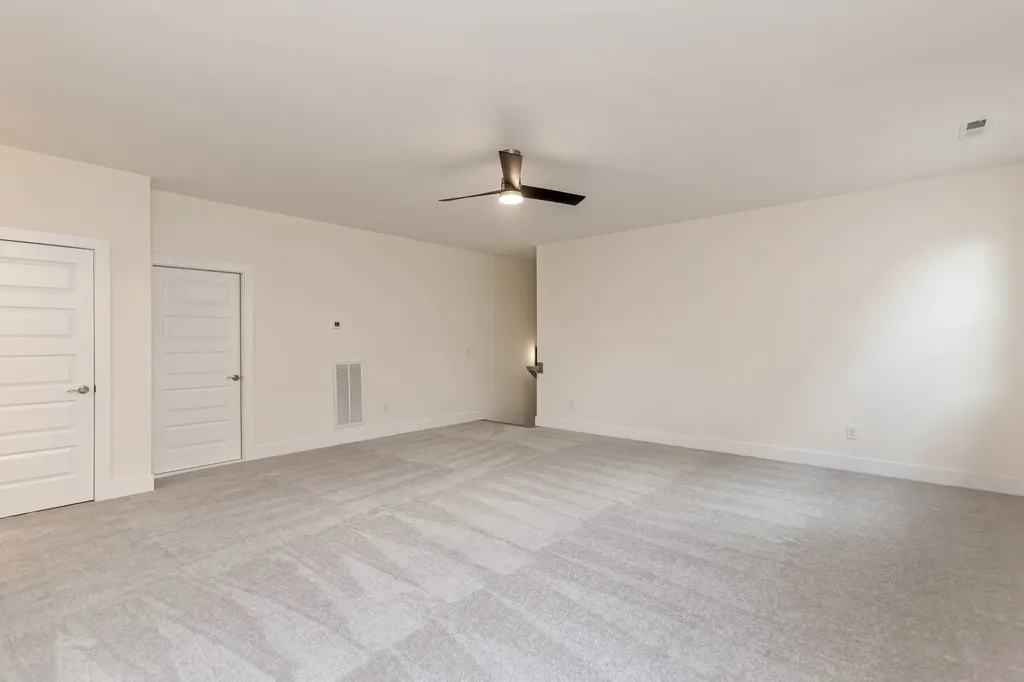 2048 Blackstone Drive Hendersonville TN 37075