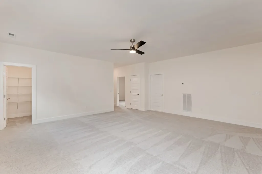 2048 Blackstone Drive Hendersonville TN 37075