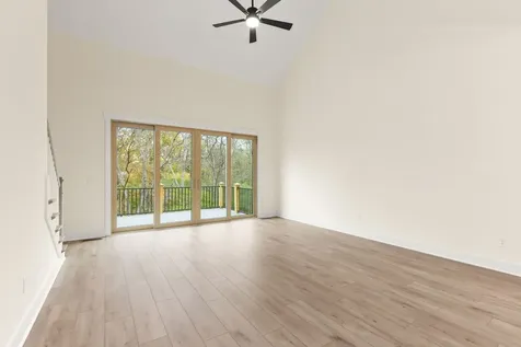 2048 Blackstone Drive Hendersonville TN 37075
