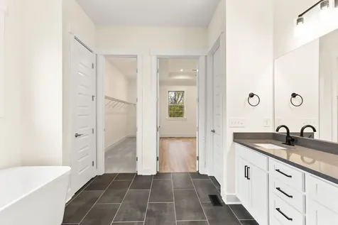 2048 Blackstone Drive Hendersonville TN 37075