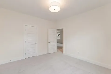 2048 Blackstone Drive Hendersonville TN 37075