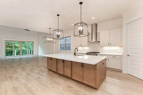 2048 Blackstone Drive Hendersonville TN 37075