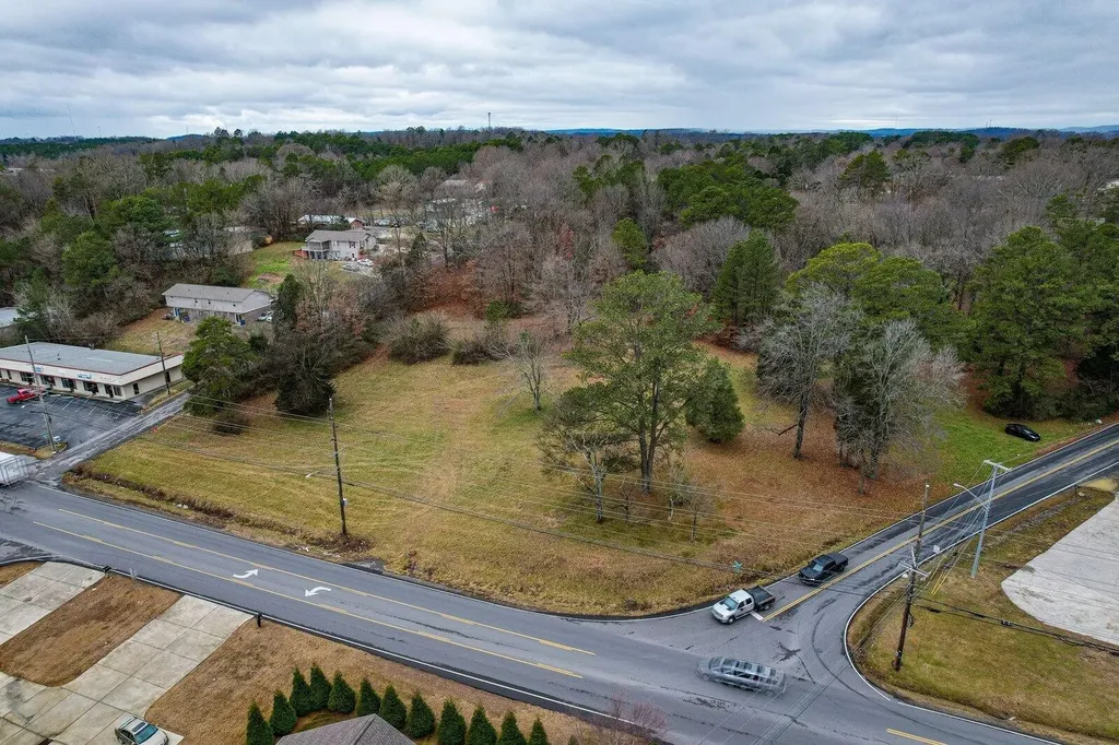 10 37th Street, NE Cleveland TN 37312