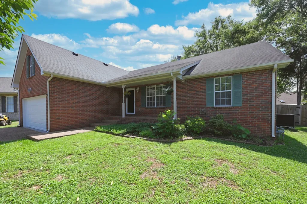 621 Kingsway Drive Old Hickory TN 37138