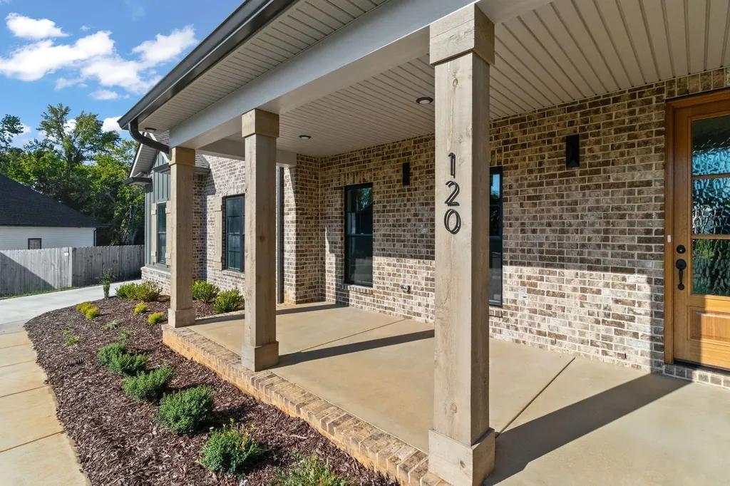 120 Denton Court Clarksville TN 37043