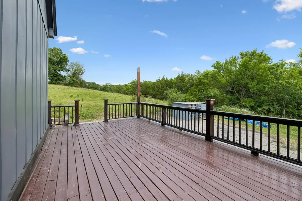183 Phosphate Lane Gallatin TN 37066