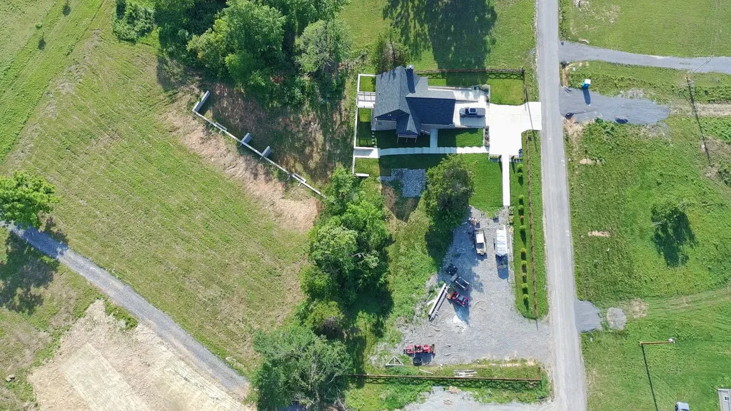3001 Wixtown Road Westmoreland TN 37186