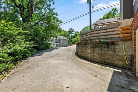 811 Forest Avenue Chattanooga TN 37405