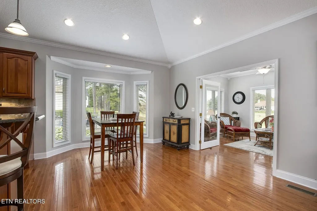 424 Wewoka Circle Loudon TN 37774