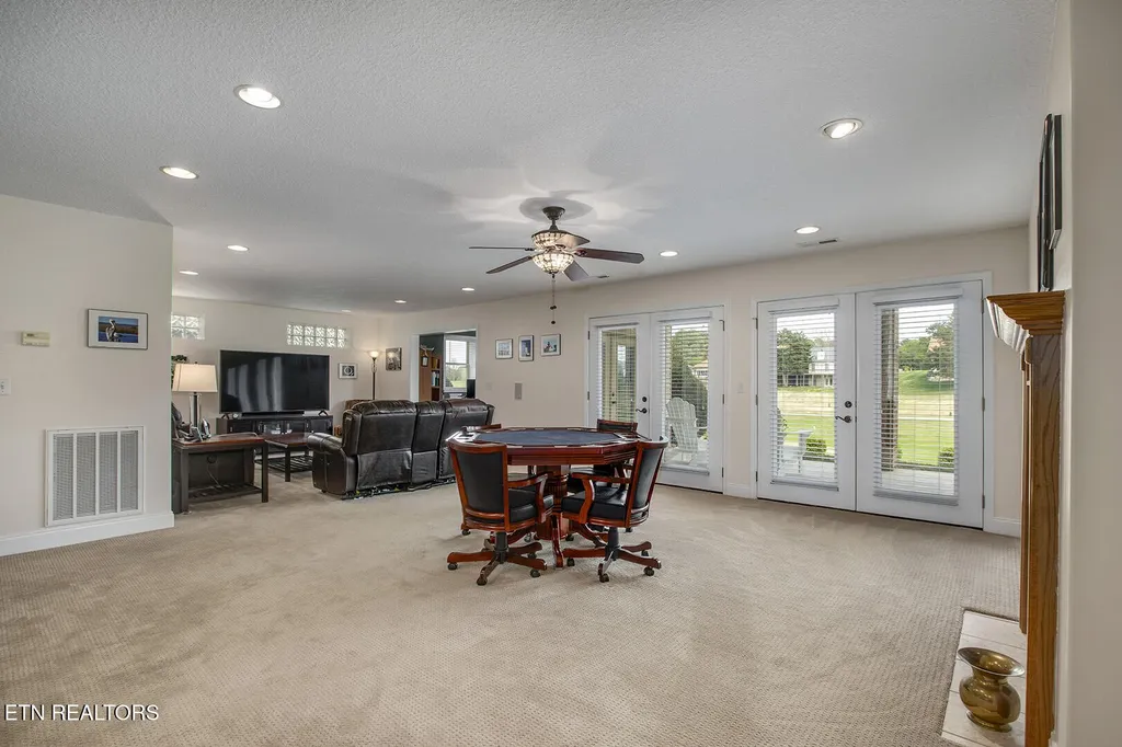 424 Wewoka Circle Loudon TN 37774