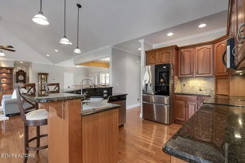 424 Wewoka Circle Loudon TN 37774