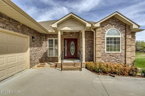 424 Wewoka Circle Loudon TN 37774