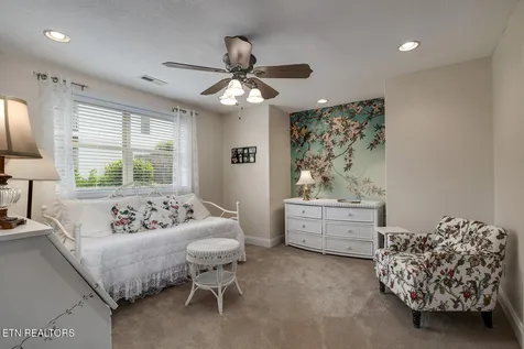 424 Wewoka Circle Loudon TN 37774