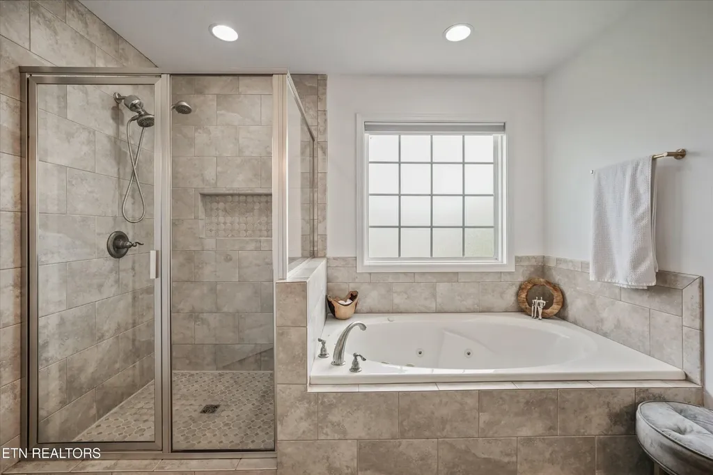 12311 Blacksburg Lane Knoxville TN 37922