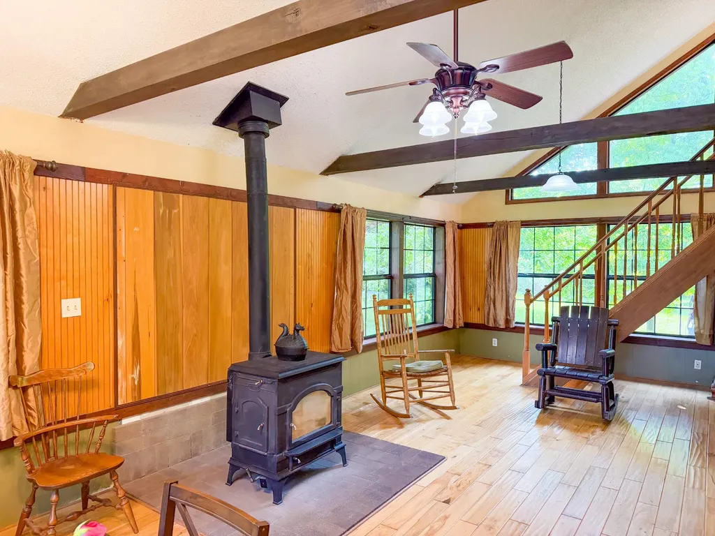 3800 Salem Road Minor Hill TN 38473