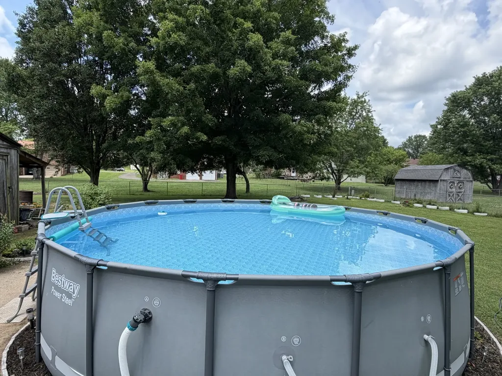 1814 Old Trenton Road Clarksville TN 37040