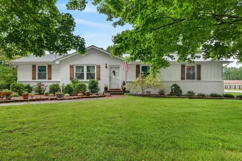 1814 Old Trenton Road Clarksville TN 37040