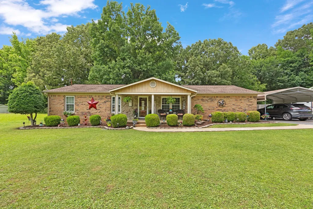 187 Sunset Drive Huntingdon TN 38344