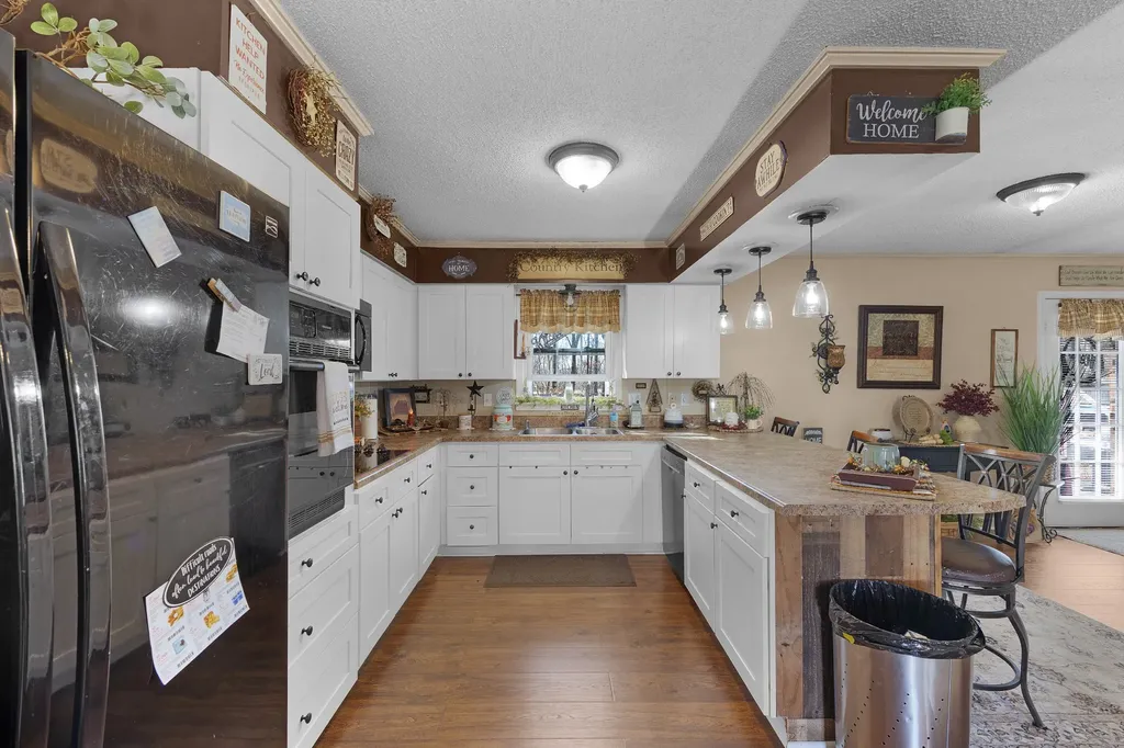 187 Sunset Drive Huntingdon TN 38344
