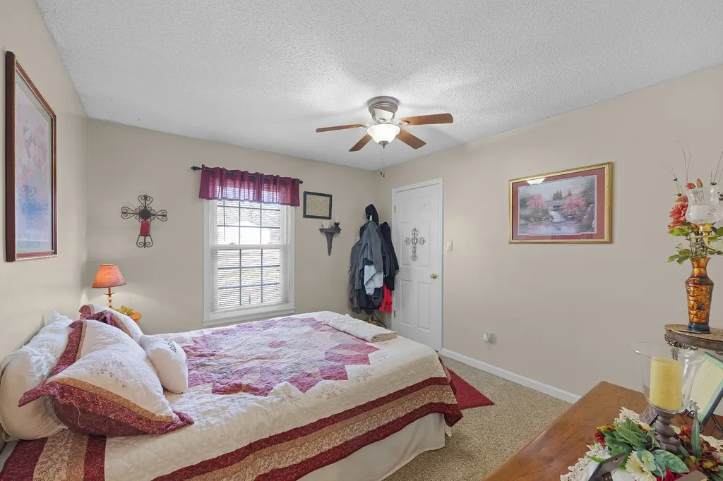 187 Sunset Drive Huntingdon TN 38344
