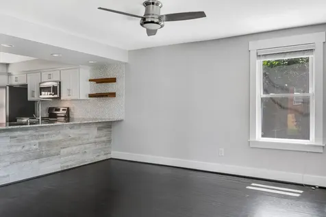 907 Burchwood Avenue Nashville TN 37216