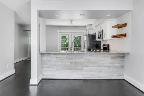907 Burchwood Avenue Nashville TN 37216