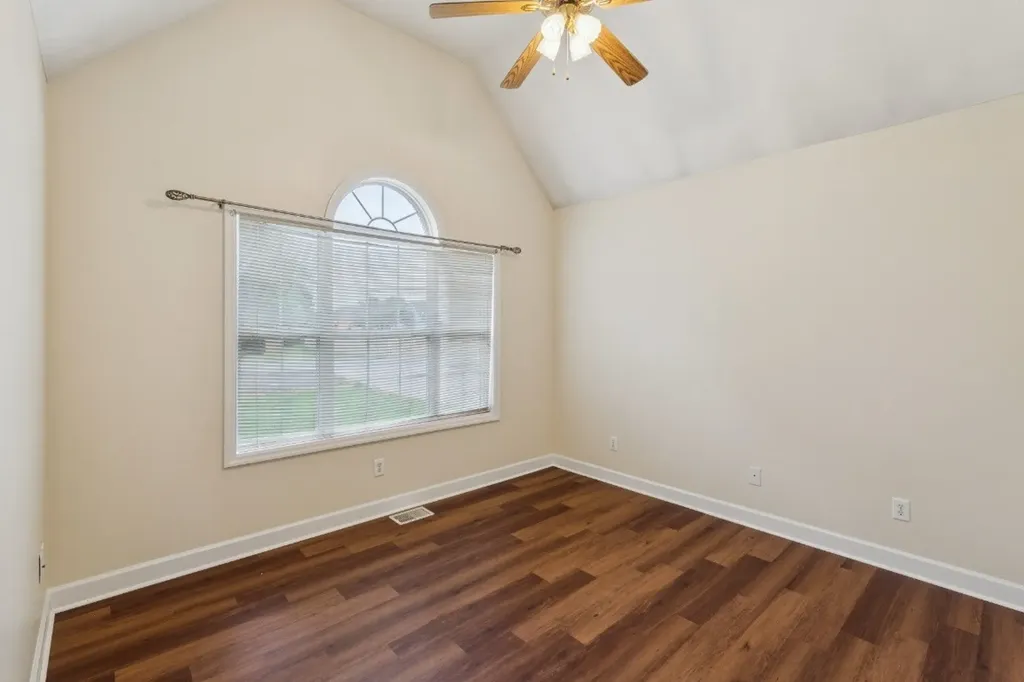1011 Shirley Drive Lebanon TN 37087