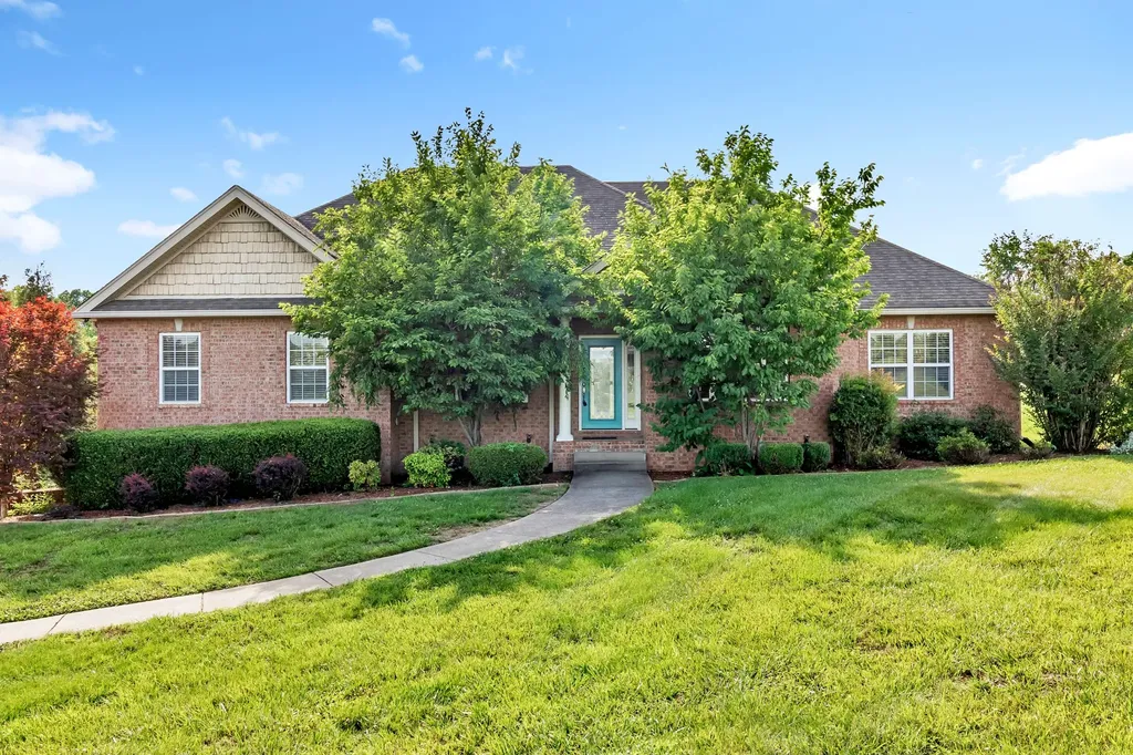 392 Holt Road Lebanon TN 37087