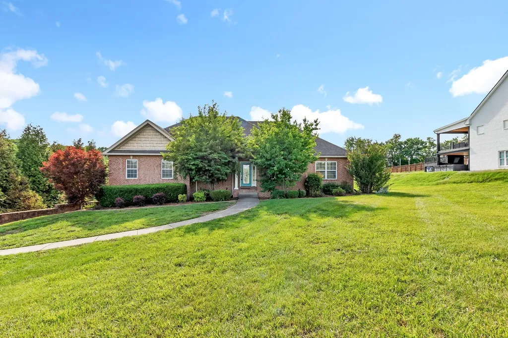 392 Holt Road Lebanon TN 37087