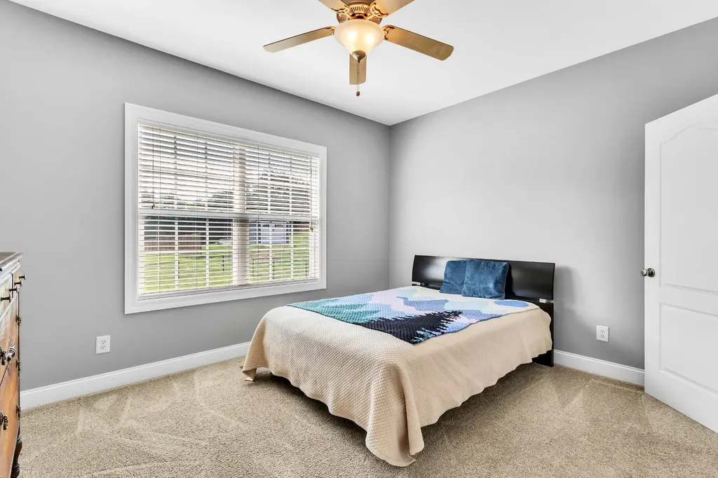 392 Holt Road Lebanon TN 37087