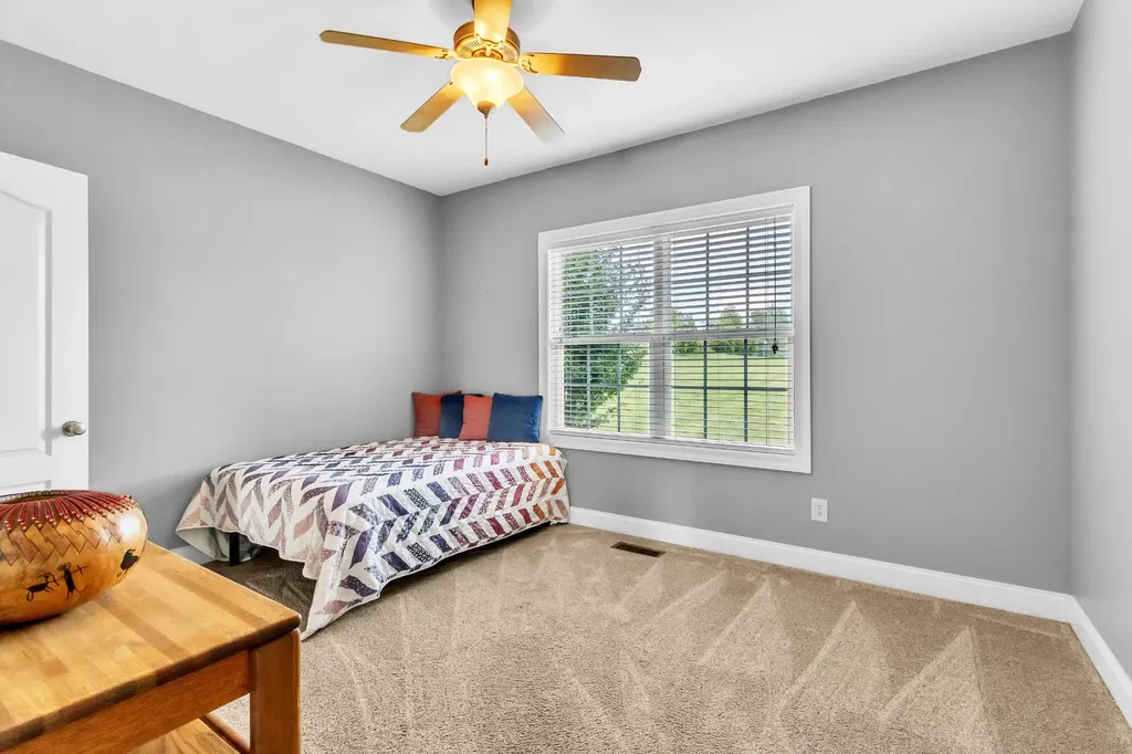 392 Holt Road Lebanon TN 37087