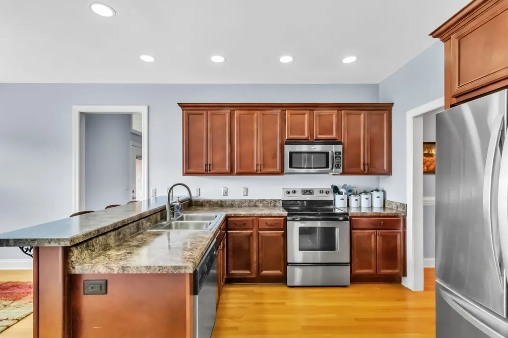 392 Holt Road Lebanon TN 37087