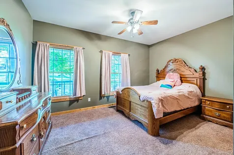 4880 State Route 176 Drakesboro KY 42337
