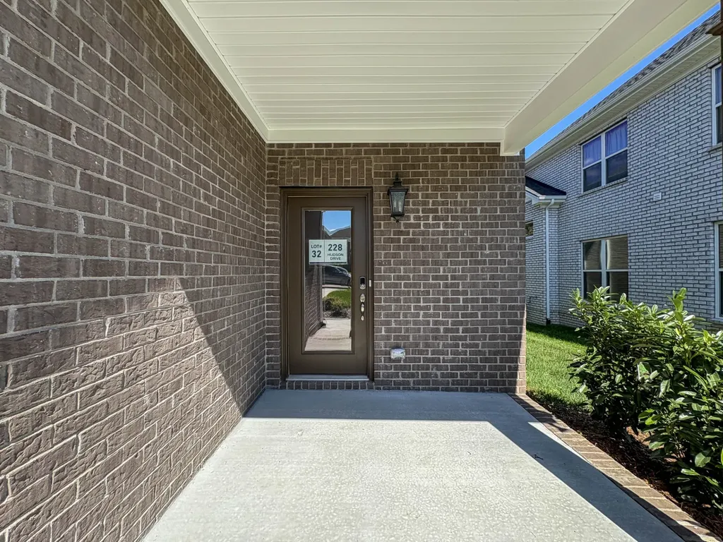 228 Hudson Drive Gallatin TN 37066