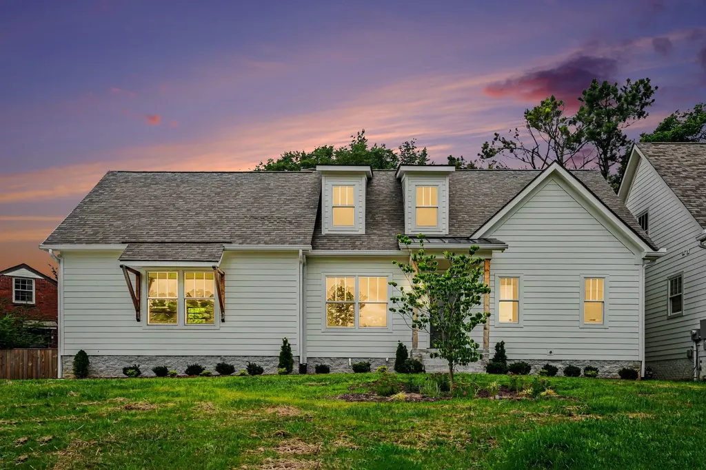 5432 Knob Road Nashville TN 37209