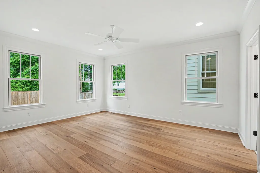 5432 Knob Road Nashville TN 37209