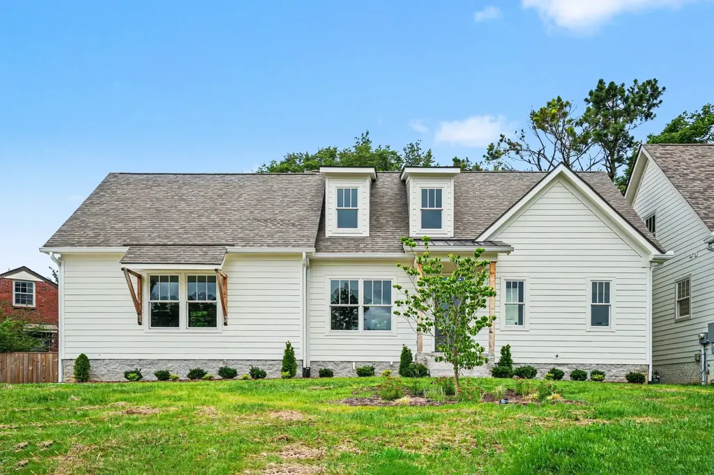 5432 Knob Road Nashville TN 37209