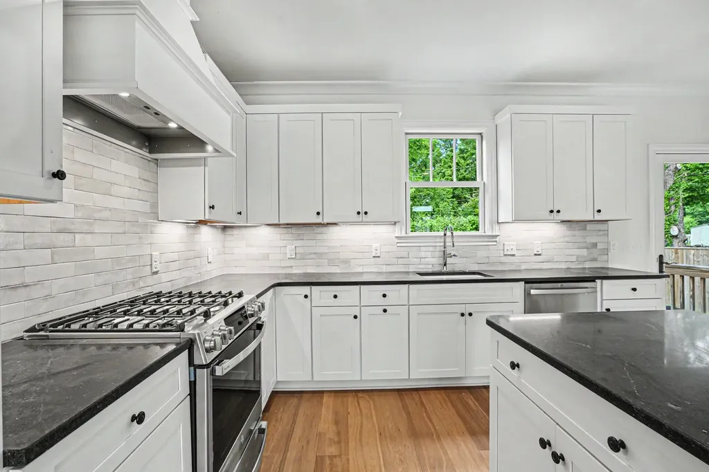 5432 Knob Road Nashville TN 37209
