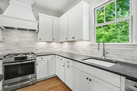 5432 Knob Road Nashville TN 37209