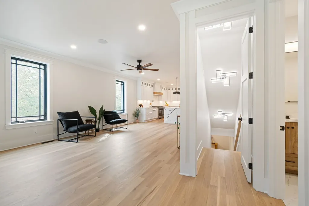 1240 Kenmore Place Nashville TN 37216