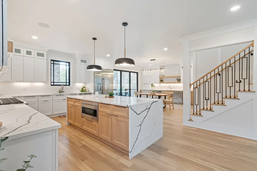 1240 Kenmore Place Nashville TN 37216