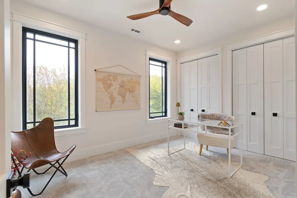 1240 Kenmore Place Nashville TN 37216